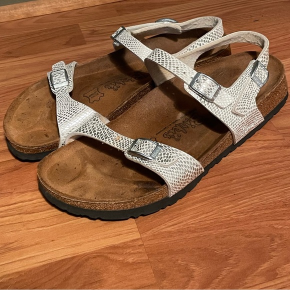 Birkis Birkenstock 3 Strap Sling Back “SOLD” on another site - Picture 12 of 13